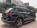 Volkswagen Tiguan   2017 - Bán Volkswagen Tiguan năm sản xuất 2017, màu đen, xe nhập, số tự động
