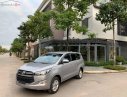 Toyota Innova 2018 - Cần bán Toyota Innova đời 2018, màu xám, xe gia đình, giá 665tr