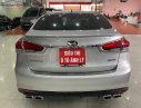 Kia Cerato   2016 - Bán xe cũ Kia Cerato 1.6 MT đời 2016, màu bạc