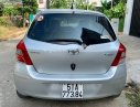 Toyota Yaris Verso 2010 - Bán Toyota Yaris Verso năm sản xuất 2010, màu bạc, nhập khẩu nguyên chiếc chính hãng