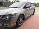 Honda Civic 2008 - Bán ô tô Honda Civic đời 2008, màu bạc số sàn, giá 285tr xe còn mới nguyên