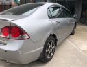 Honda Civic 2008 - Bán ô tô Honda Civic đời 2008, màu bạc số sàn, giá 285tr xe còn mới nguyên