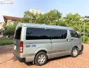 Toyota Hiace 2010 - Bán Toyota Hiace năm sản xuất 2010, màu bạc chính chủ, 350tr