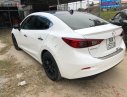 Mazda 3 2017 - Bán xe cũ Mazda 3 FL đời 2017, màu trắng