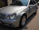 Mercedes-Benz C class 2002 - Cần bán xe Mercedes sản xuất 2002, màu bạc xe còn mới