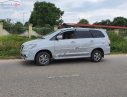 Toyota Innova 2012 - Bán Toyota Innova năm sản xuất 2012, màu bạc xe còn mới nguyên