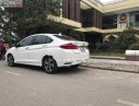 Honda City 2017 - Cần bán xe Honda City đời 2017, màu trắng xe còn mới nguyên