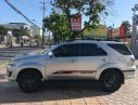 Toyota Fortuner 2015 - Cần bán Toyota Fortuner 2015, màu bạc xe gia đình