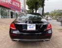 Mercedes-Benz E class  E200 2018 - Cần bán gấp Mercedes E200 đời 2018, màu đen xe  còn mới lắm