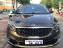 Kia Sedona 2015 - Bán Kia Sedona 3.3 GATH đời 2015, màu nâu, xe gia đình