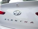 Hyundai Elantra 2019 -  Hyundai Elantra đời 2019, màu trắng giảm giá sốc cuối năm  với giá chỉ còn 550 triệu - Giao xe tận nhà