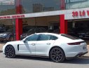 Porsche Panamera 3.0 V6 2017 - Cần bán gấp Porsche Panamera 3.0 V6 sản xuất 2017, màu trắng, nhập khẩu
