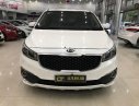 Kia Sedona 2015 - Bán ô tô Kia Sedona sản xuất 2015, màu trắng xe còn mới lắm