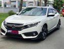 Honda Civic 1.5L Vtec Turbo 2016 - Cần bán gấp Honda Civic 1.5L Vtec Turbo năm sản xuất 2016, màu trắng, nhập khẩu Thái  