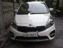 Kia Rondo 2017 - Bán Kia Rondo AT đời 2017, màu trắng, giá chỉ 570 triệu