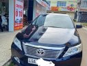 Toyota Camry 2015 - Bán Toyota Camry 2.5Q đời 2015, màu xanh lam số tự động, giá 868tr xe còn mới