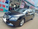 Toyota Camry 2015 - Bán Toyota Camry 2.5Q đời 2015, màu xanh lam số tự động, giá 868tr xe còn mới