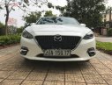 Mazda 3 2016 - Cần bán xe Mazda 3 sản xuất năm 2016, màu trắng số tự động xe còn mới lắm