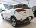 Hyundai i20 Active 2017 - Cần bán gấp Hyundai i20 Active năm sản xuất 2017, màu trắng, nhập khẩu