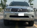 Toyota Fortuner 2011 - Bán Toyota Fortuner 2.5 G năm sản xuất 2011, màu bạc chính chủ, 580tr