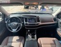 Toyota Highlander  2.7 LE 2017 - Bán Toyota Highlander 2.7 LE sản xuất 2017, màu đen, xe nhập