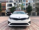Kia Optima 2019 - Bán ô tô Kia Optima năm 2019, màu trắng còn mới