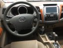 Toyota Fortuner V 2011 - Cần bán lại xe Toyota Fortuner V năm sản xuất 2011, màu xám số tự động