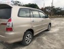 Toyota Innova 2015 - Bán Toyota Innova năm sản xuất 2015, màu vàng cát xe còn mới lắm