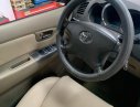 Toyota Fortuner 2011 - Cần bán Toyota Fortuner 2.5G đời 2011, màu bạc xe còn mới nguyên