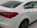 Kia K3   2016 - Bán ô tô Kia K3 đời 2016, màu trắng xe còn mới lắm