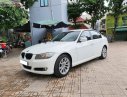 BMW 3 Series 320i 2011 - Cần bán lại xe BMW 3 Series 320i đời 2011, màu trắng, xe nhập số tự động, giá tốt