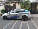 Ford Focus 2009 - Bán Ford Focus sản xuất 2009, màu bạc, giá chỉ 300 triệu xe còn mới lắm