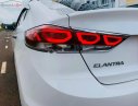 Hyundai Elantra 2.0 AT 2017 - Bán xe Hyundai Elantra 2.0 AT đời 2017, màu trắng