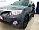 Toyota Fortuner V 2016 - Bán Toyota Fortuner V năm sản xuất 2016, màu xám số tự động