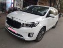 Kia Sedona 2017 - Cần bán gấp xe cũ Kia Sedona năm 2017, màu trắng