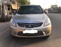 Mitsubishi Zinger   2009 - Cần bán Mitsubishi Zinger GLS 2.4 MT sản xuất 2009, màu vàng, xe gia đình 