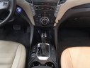 Hyundai Santa Fe 2018 - Cần bán lại xe Hyundai Santa Fe đời 2018, màu đen số tự động xe còn mới lắm