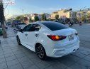 Mazda 2 2017 - Bán ô tô Mazda 2 sản xuất 2017, màu trắng, xe còn mới lắm