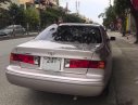 Toyota Camry   2000 - Bán xe Toyota Camry 2000, màu bạc số sàn xe còn mới lắm