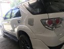 Toyota Fortuner 2015 - Bán Toyota Fortuner sản xuất 2015, màu trắng xe còn mới lắm