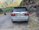 Toyota Fortuner 2011 - Cần bán lại xe Toyota Fortuner năm 2011, màu bạc số sàn xe còn mới lắm