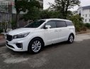 Kia Sedona Platinum G 2018 - Cần bán lại xe Kia Sedona 3.3AT 2018, màu trắng, giá tốt