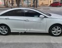 Hyundai Sonata   2010 - Cần bán gấp Hyundai Sonata năm 2010, màu trắng, nhập khẩu