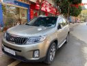 Kia Sorento 2017 - Cần bán lại xe Kia Sorento năm 2017 xe còn mới lắm