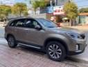 Kia Sorento 2017 - Cần bán lại xe Kia Sorento năm 2017 xe còn mới lắm