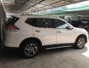 Nissan X trail 2017 - Bán xe Nissan X trail 2017, màu trắng, full option