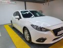 Mazda 3 2016 - Bán Mazda 3 năm sản xuất 2016, màu trắng xe còn mới lắm