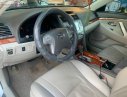 Toyota Camry 2.4G 2009 - Bán xe Toyota Camry 2.4G năm sản xuất 2009, màu bạc giá cạnh tranh