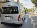 Toyota Hiace 2017 - Cần bán Toyota Hiace 2017, màu bạc, nhập khẩu