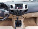 Toyota Hilux 2014 - Bán Toyota Hilux 2.5E sản xuất năm 2014, màu bạc, xe nhập, số sàn  